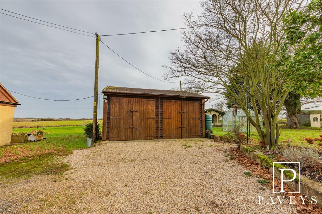 DOUBLE GARAGE