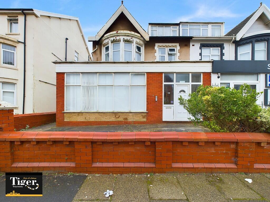 CAM03440G0-PR0196...