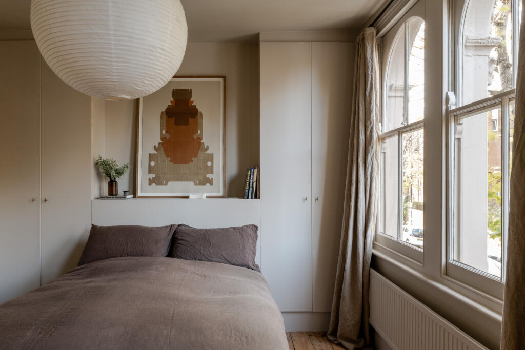 270396 - 20221123-atypical_ARBERY-RD-56_HI_RES.JPG