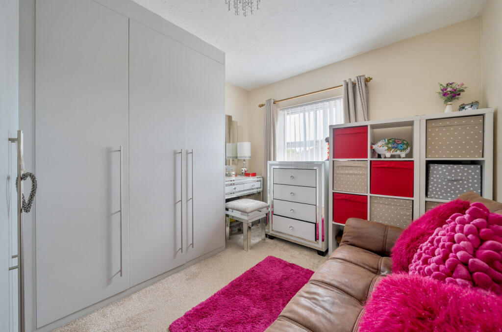 1331951-27-688cc9...