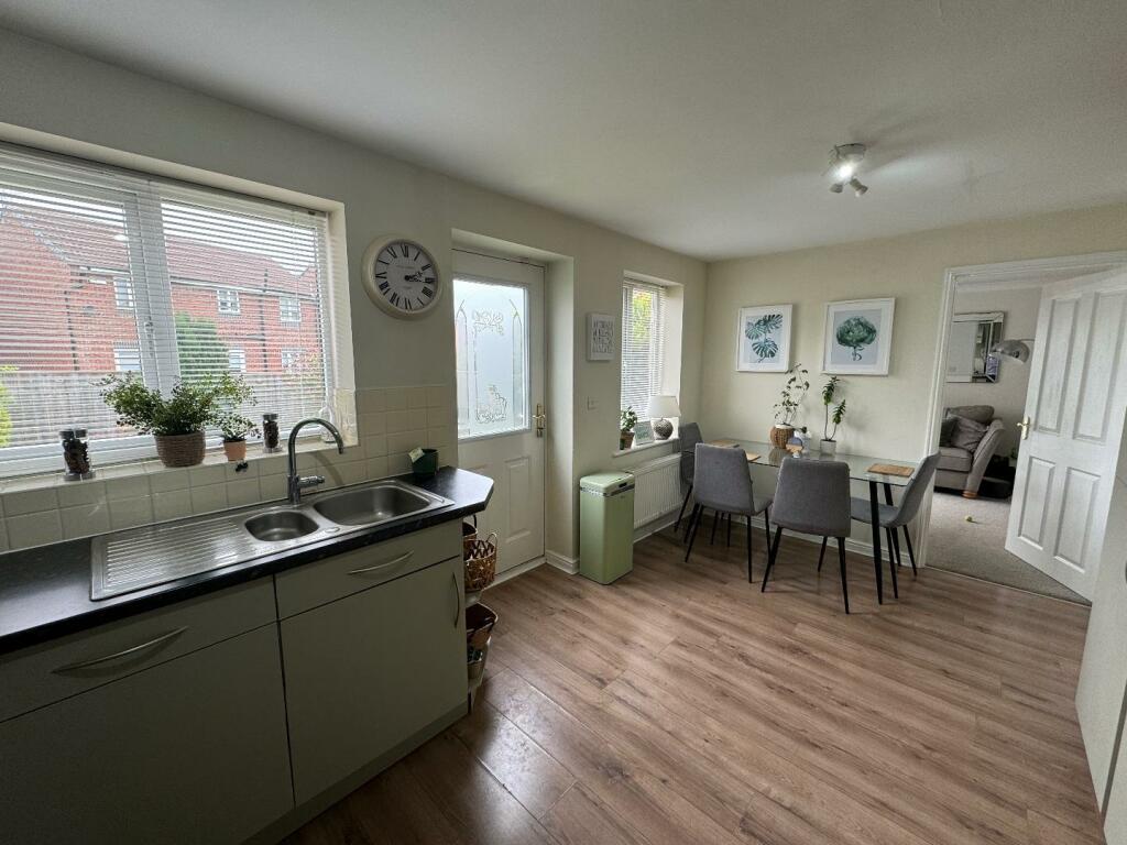 BREAKFAST KITCHEN