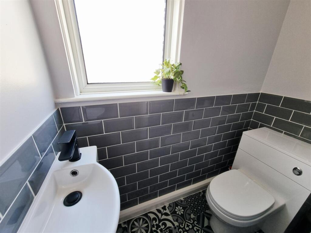 WC.jpg