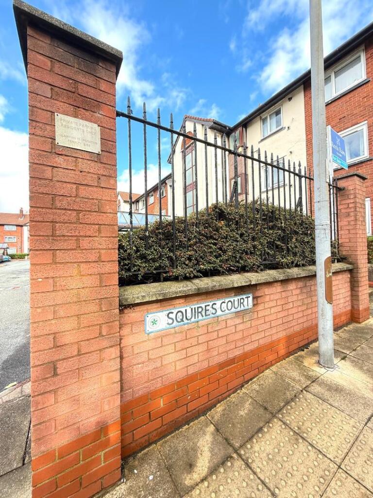 squires court.JPG