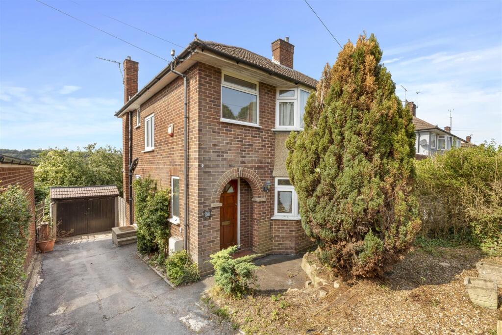 39 Terryfield Road, HP13 7RY-14.jpg