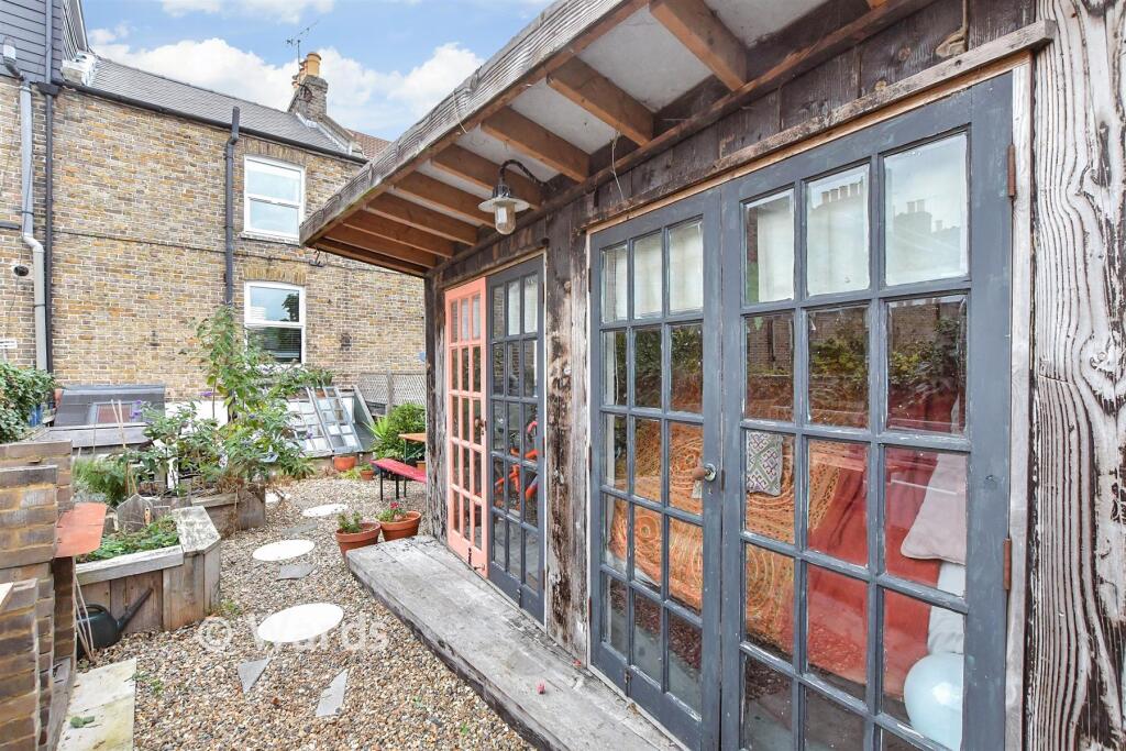 Workshop/Outbuildings