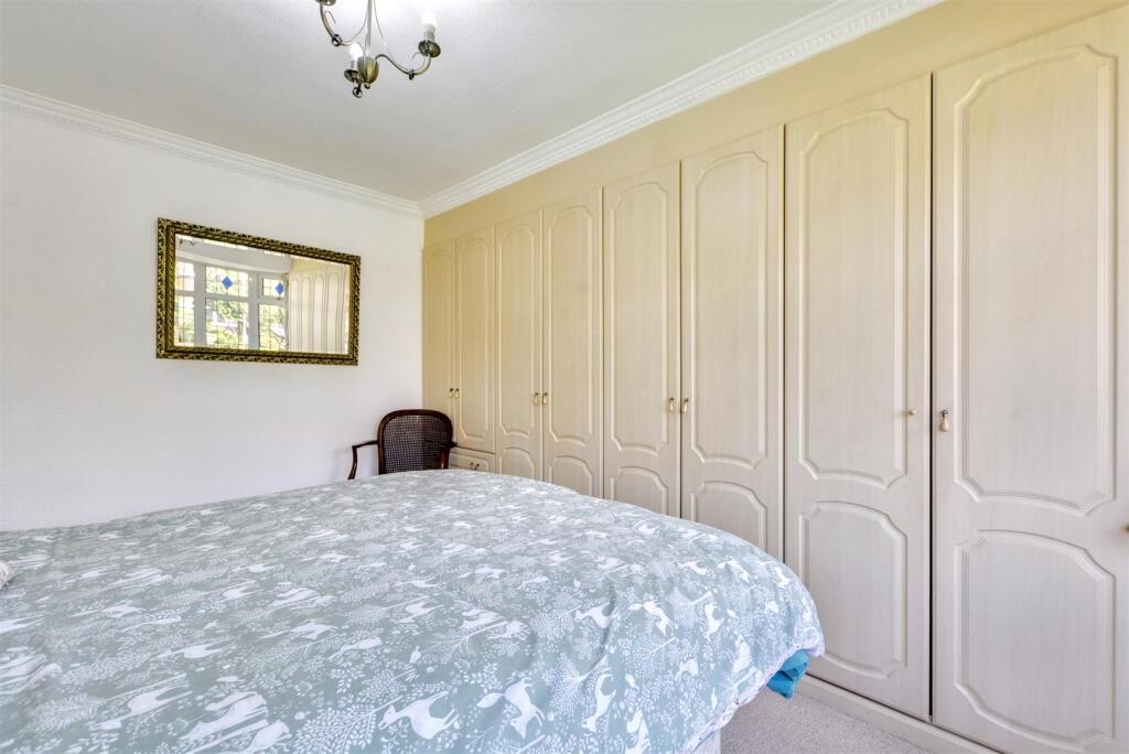 Bedroom 1_3.jpeg