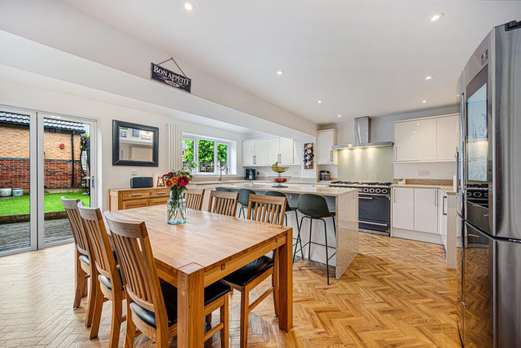 Open Plan Kitchen Diner Living Room