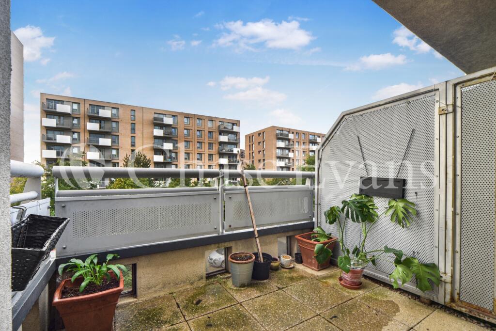 Balcony - Tradewinds