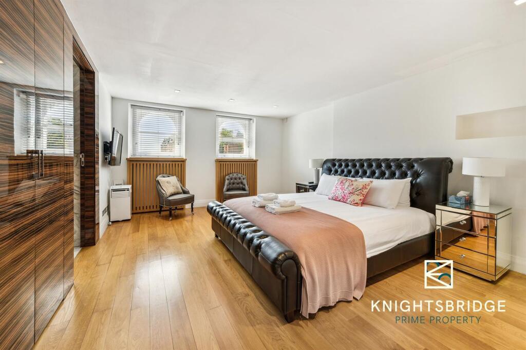 Princes Gate (27).jpg