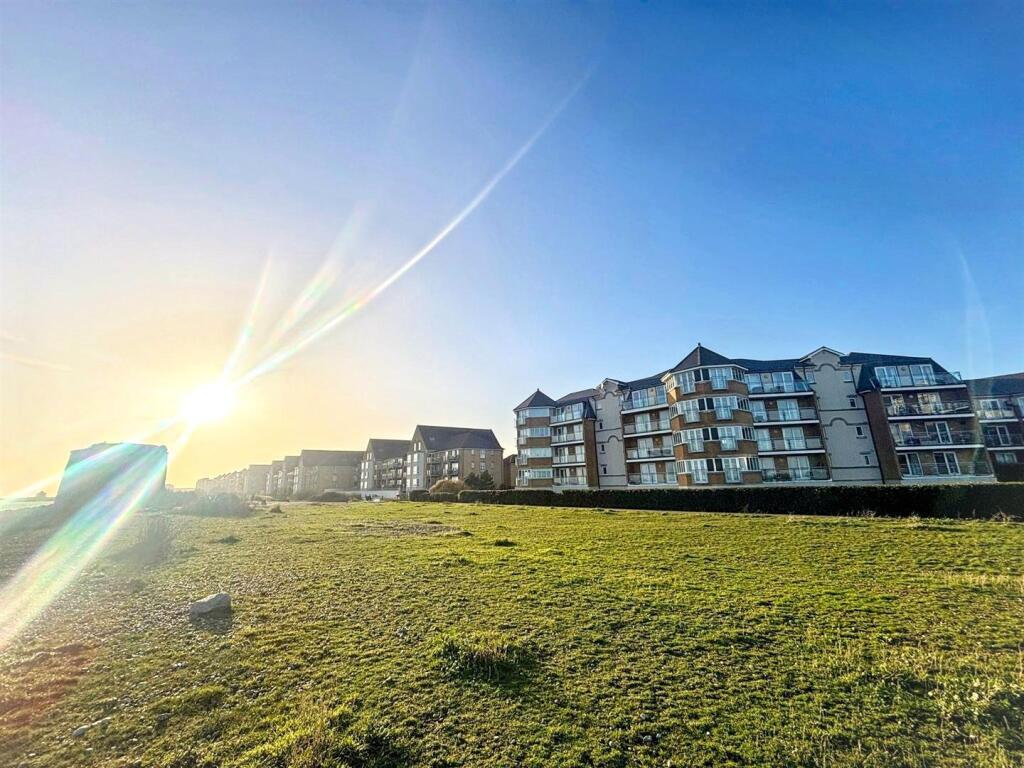 PHOTO-2025-12-10-14-41-46 (2).jpg