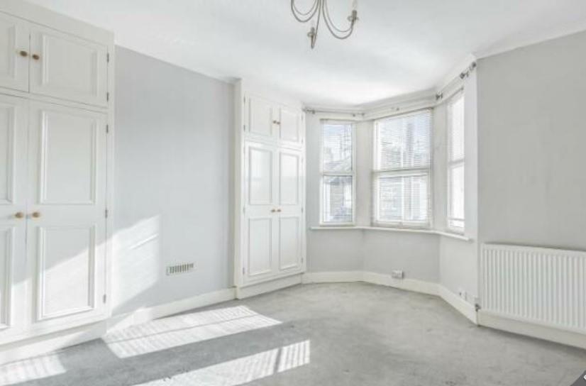 bedroom.jpg