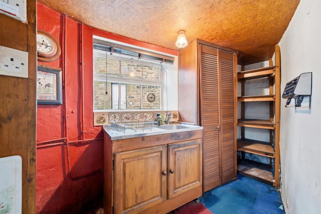 Saxton Mee Ashleigh Cottage 0019.jpg