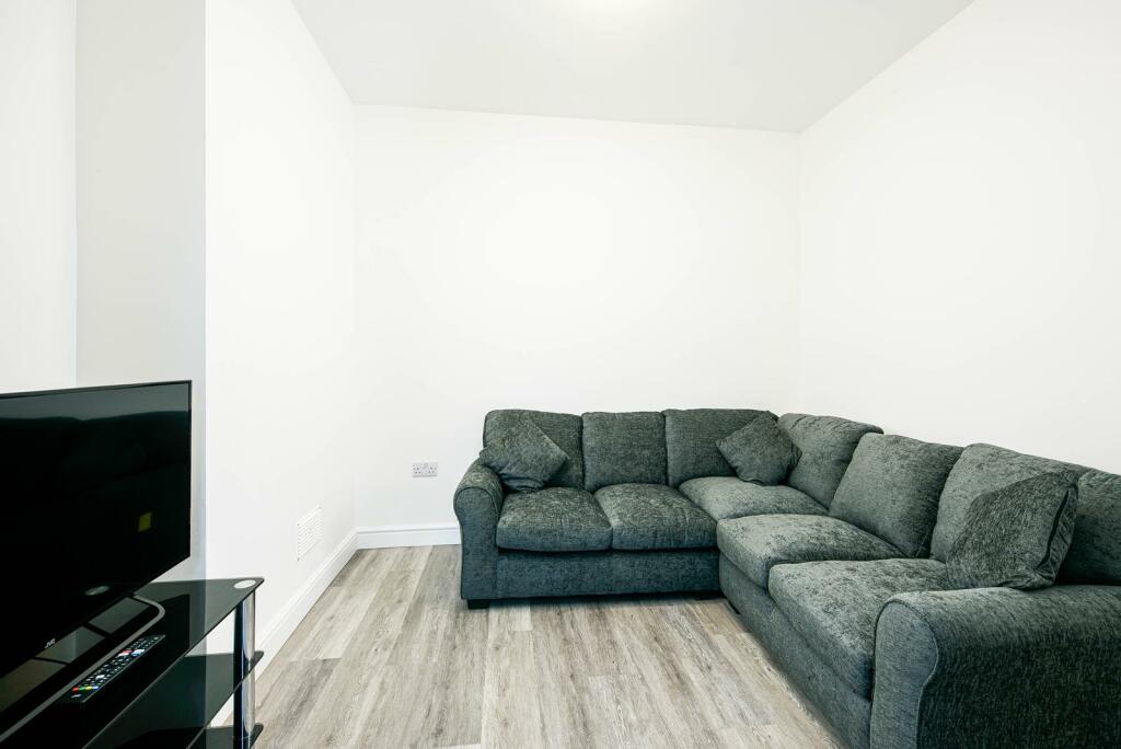 Sitting_Room.jpg