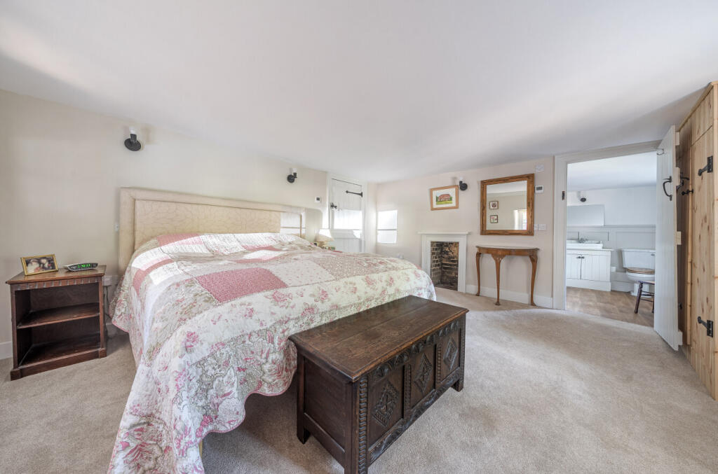 1315547-16-686d56...