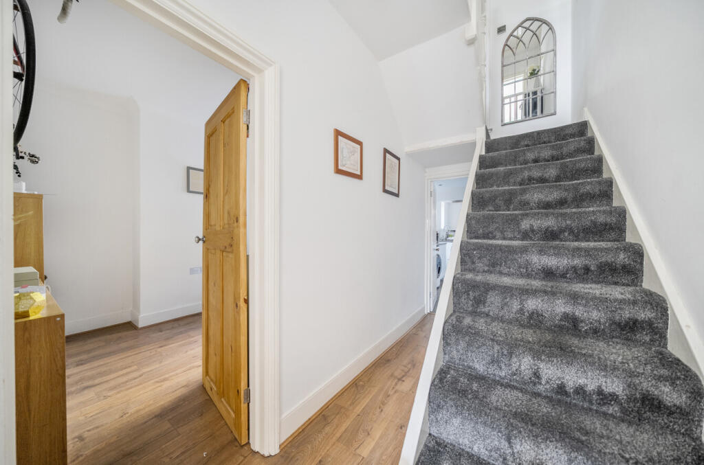 1369409-1-691b62b...