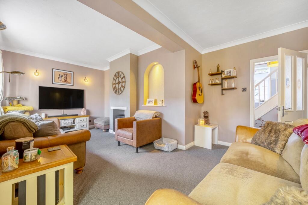 6 Lighton Avenue (Frampton)-21