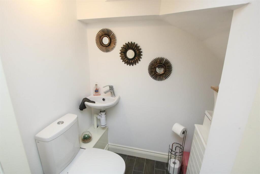 GROUND FLOOR WC