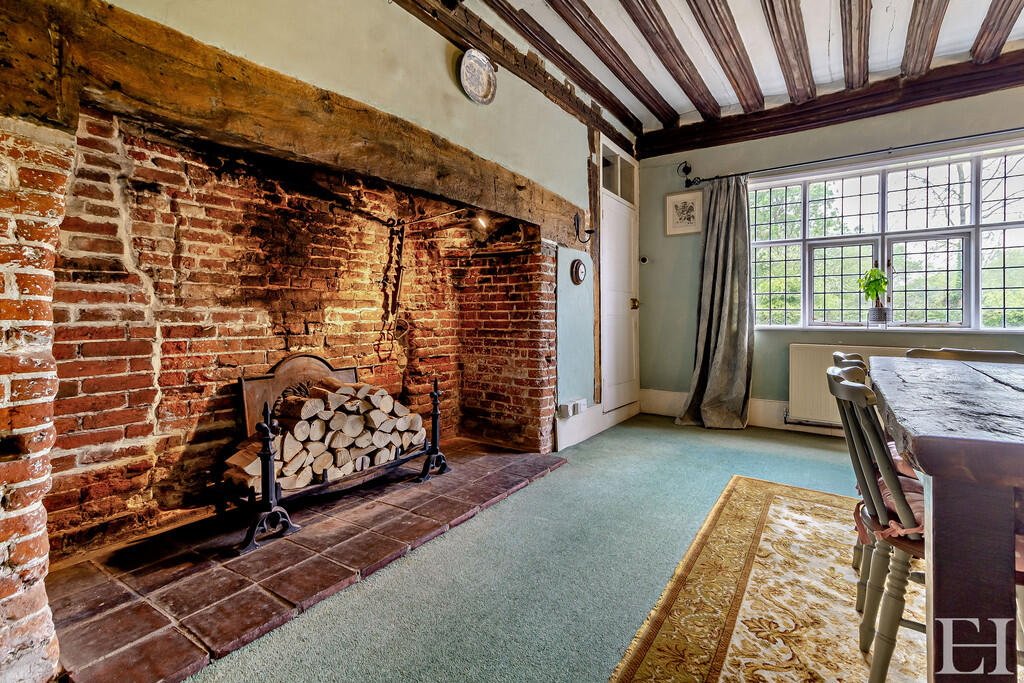 8594344-interiorW...