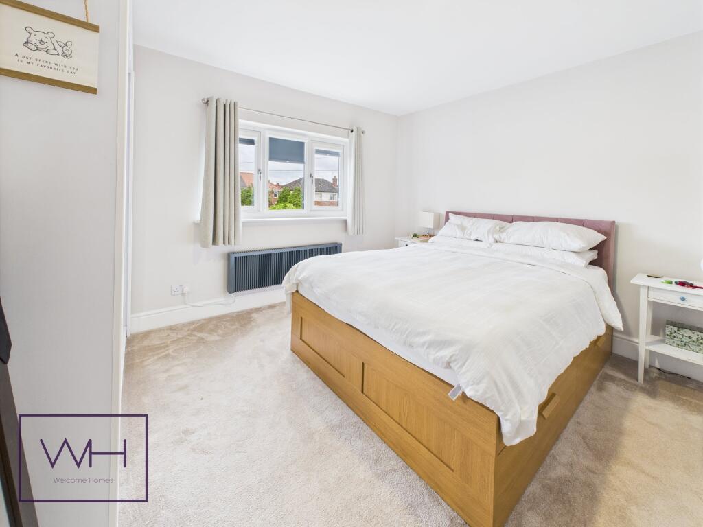 CAM03785G0-PR0282-ST