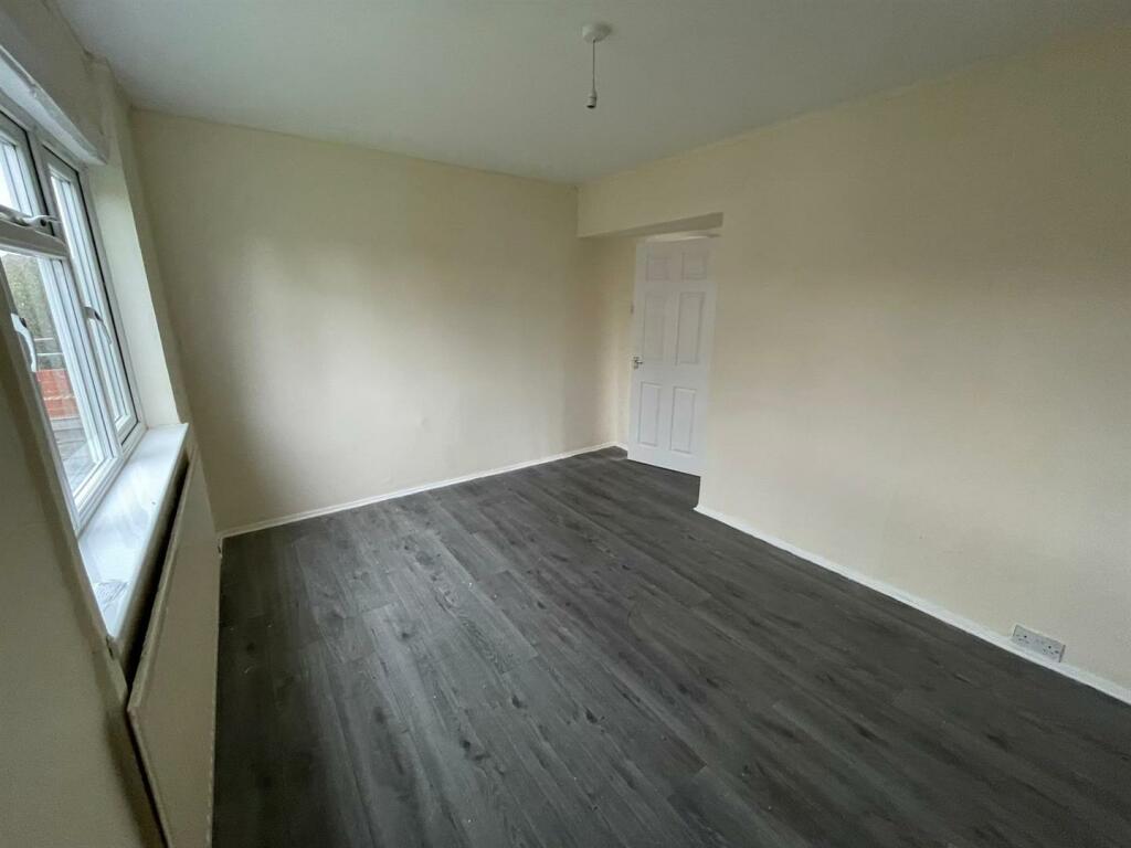 kitwood 4.jpg