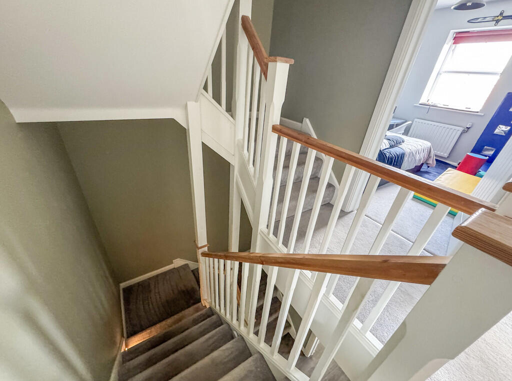 stairs 1st to gro...