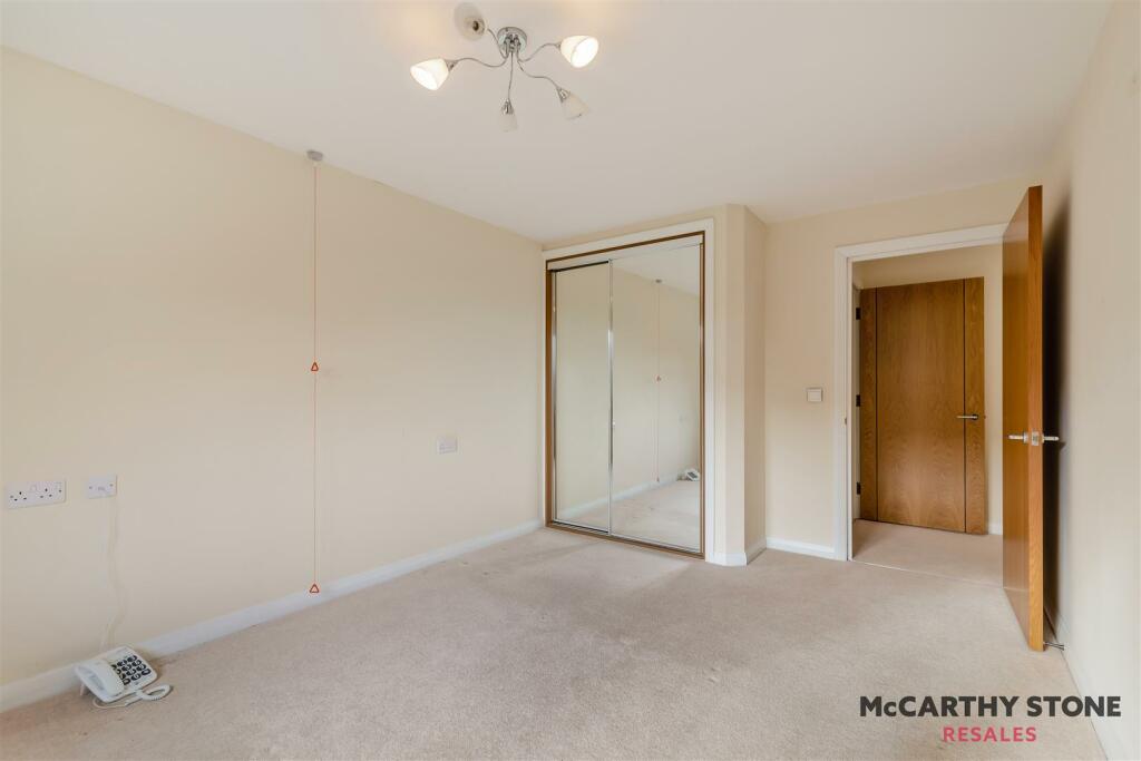 8624229-interior08.jpg