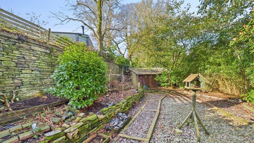 side/rear garden