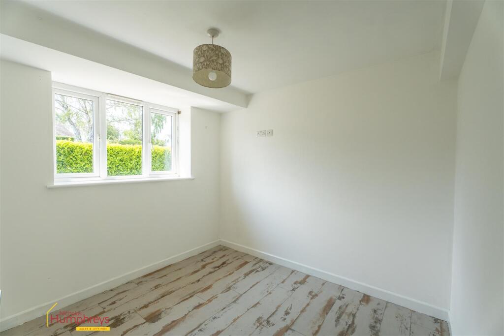 21 Heron Drive-4.jpg