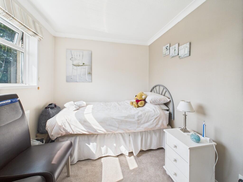 CAM02089G0-PR0525...