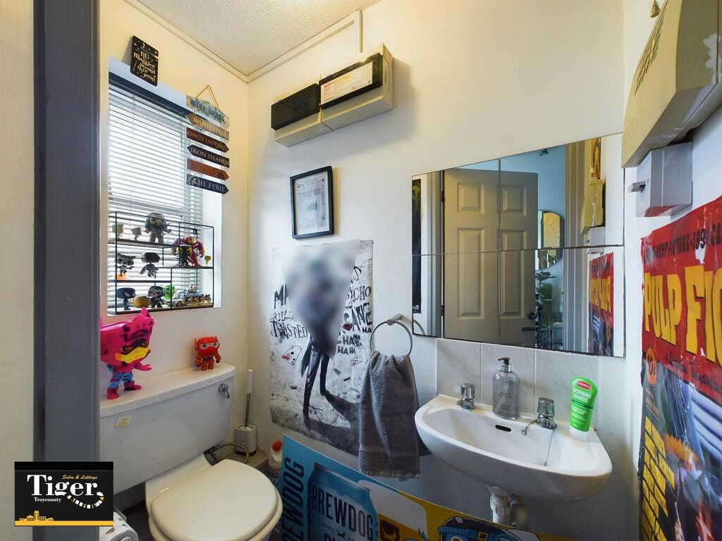 CAM03440G0-PR0049...