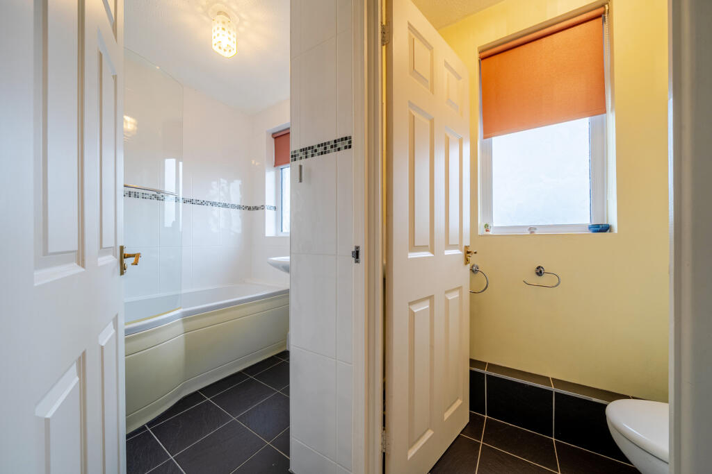 Bathroom / WC