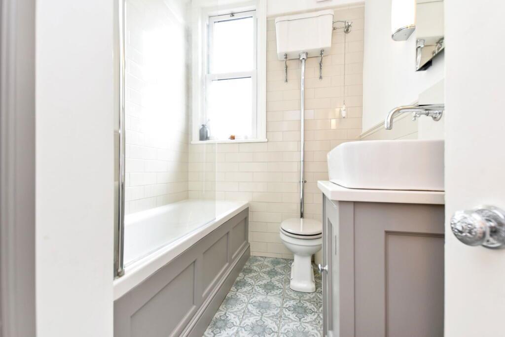 HOUSE BATHROOM/W.C.