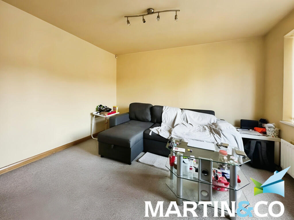 702dcbf9-IMG-2025...