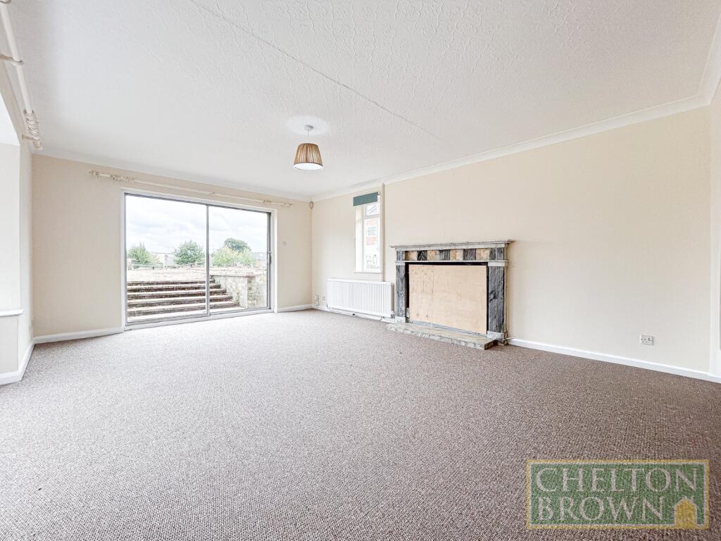 Living/Dining Room