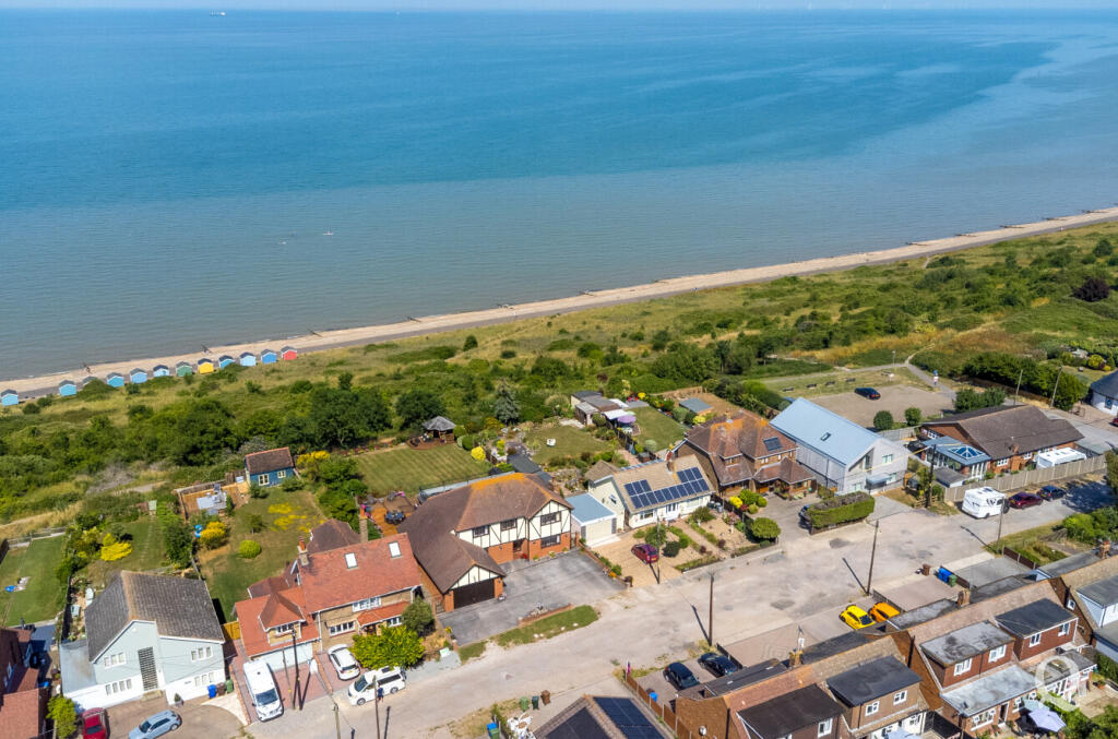 50bca0b7-c28c-4e0...