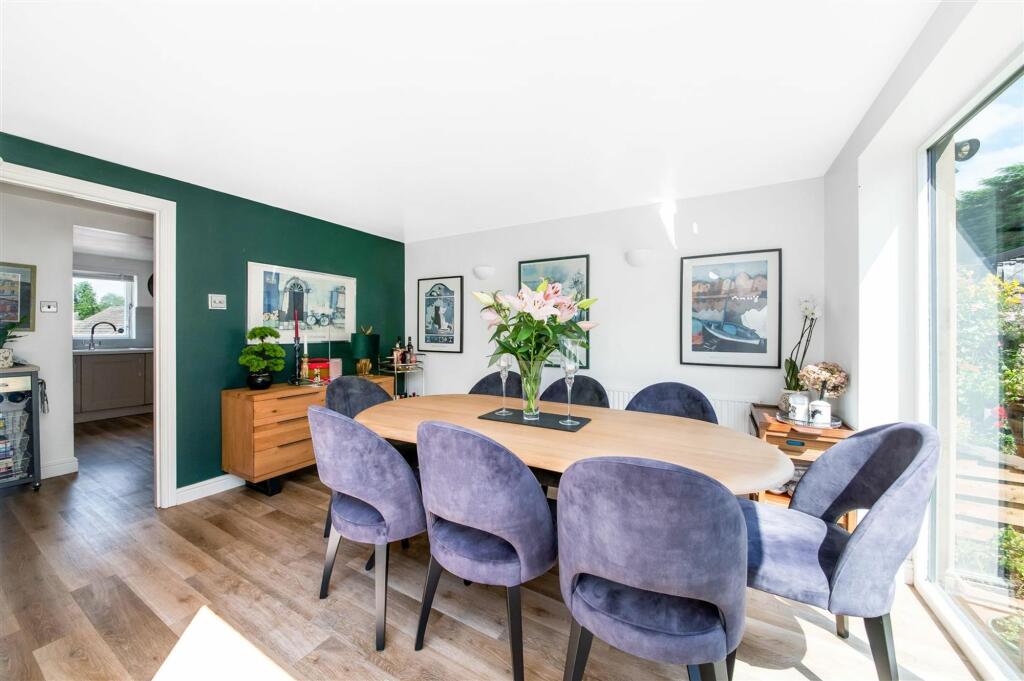 DINING ROOM/SECOND SITTING ROOM