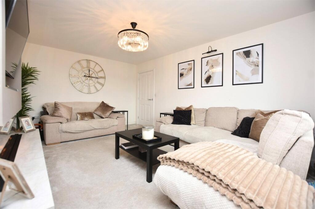 Front Lounge