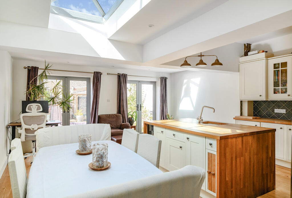 1346868-10-68bed8...