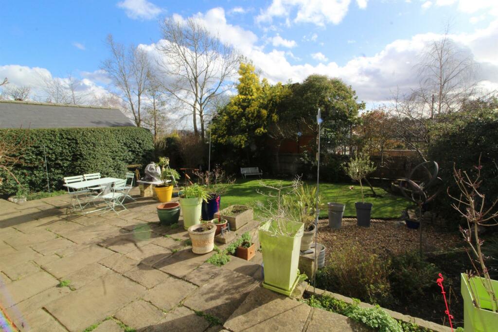 garden 1 edit.jpg