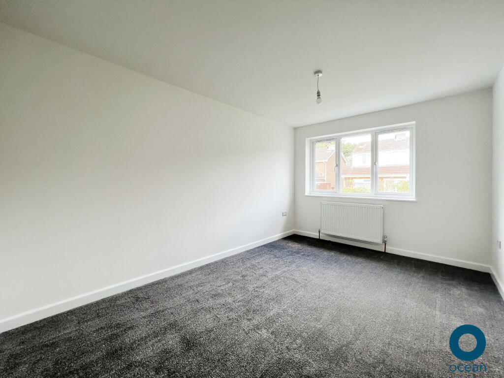 BEDROOM 201.JPG