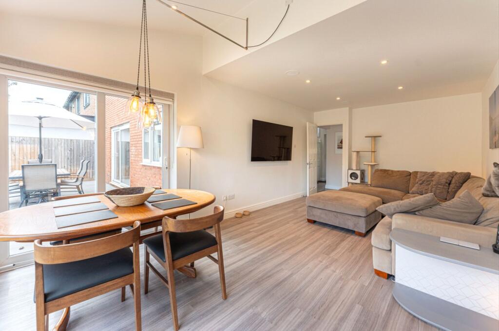 Dining Room To Sitti