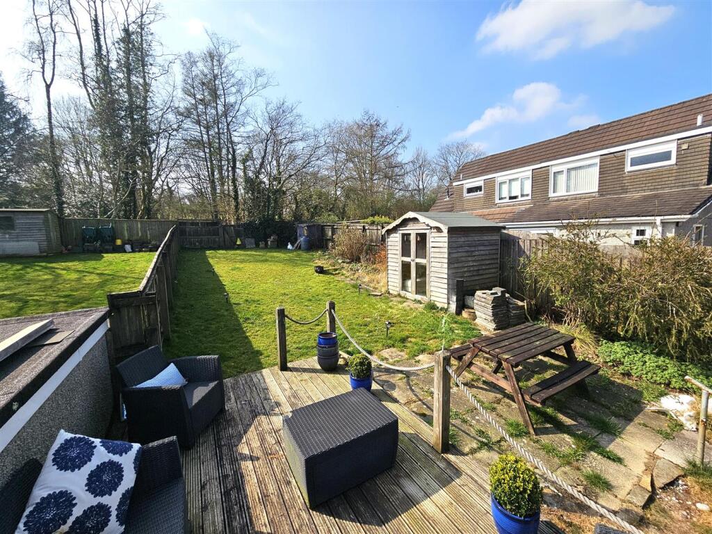 Rear Gardens.jpg