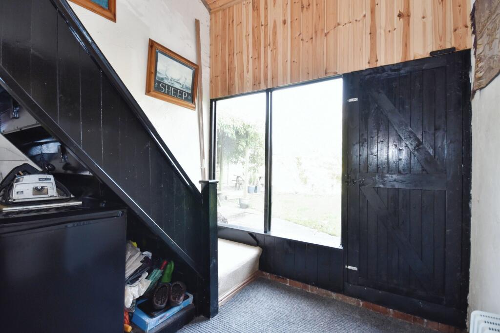 Rear Vestibule