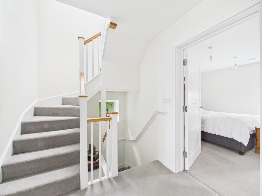 CAM02089G0-PR0509...