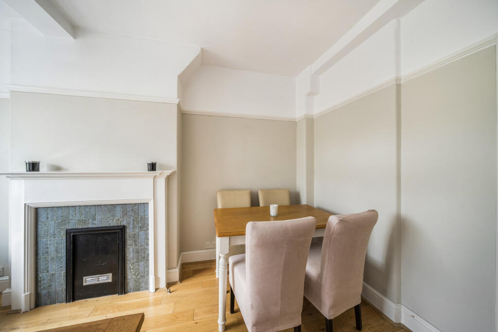 1359831-9-68d3df8...