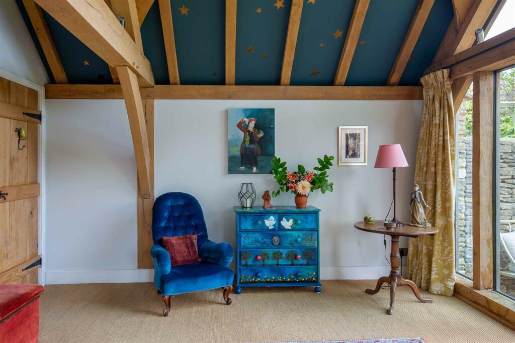 (Web)AveryCottage85-.jpg