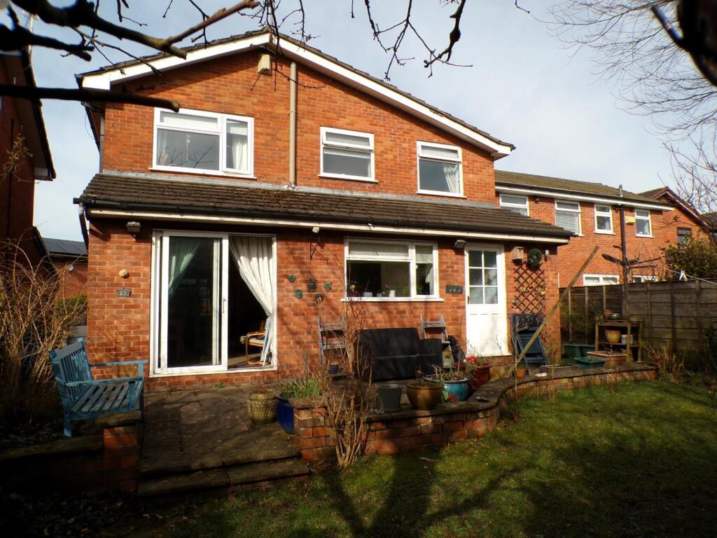 EppingCl12gdn3.JPG