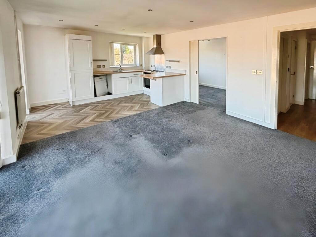 Kitchen/Lounge