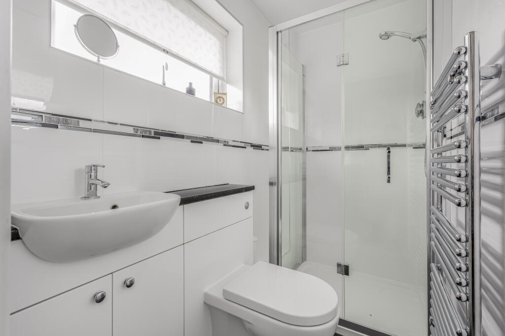 En suite Shower Room