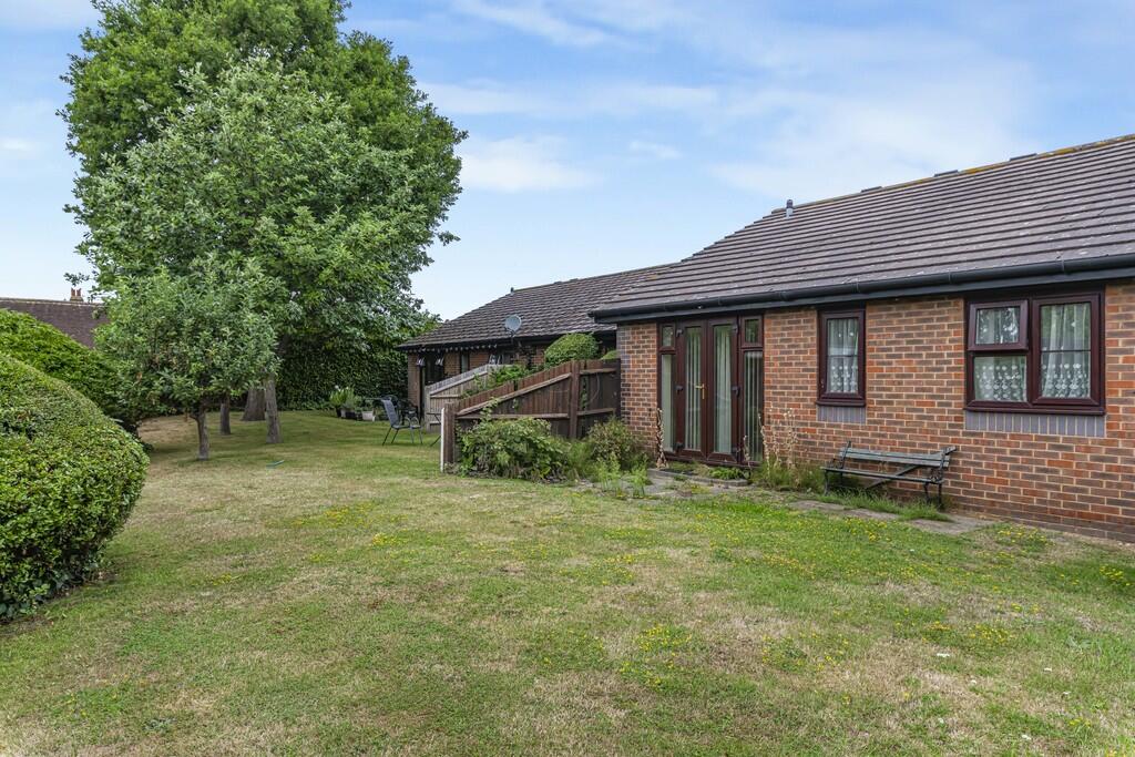 Rear Garden Commu...